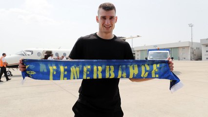 Fenerbahçe’nin yeni kalecisi Dominik Livakovic İstanbul’da