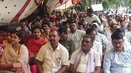 बालाघाट: सहकारी कर्मचारी के हड़ताल जारी, कार्य हो रहा प्रभावित