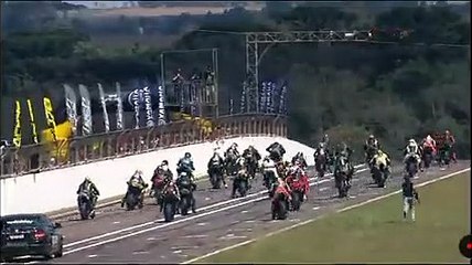 Dois pilotos morrem após grave acidente no Moto1000GP em Cascavel