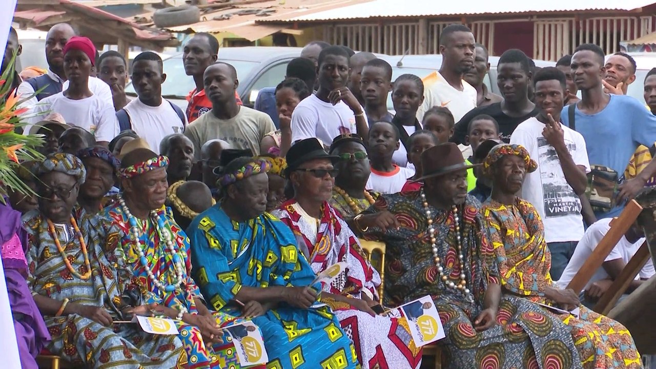 Florence Achi et Antoine Amonkou en campagne pour les élections municipales à Adzopé