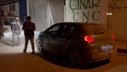 Dur ihtarına uymayan sürücü polisten kaçtı