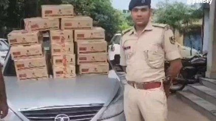 गोपालगंज: वाहन जांच के दौरान कार से भारी मात्रा में शराब बरामद, कारोबारी गिरफ्तार