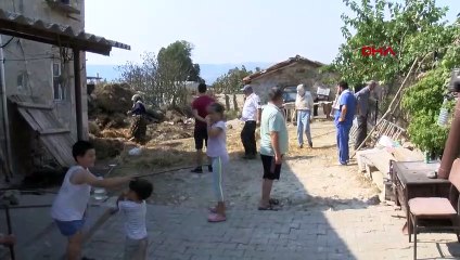 Çanakkale'deki yangında hayvanlarını kurtarmak isteyen adam ölümden döndü