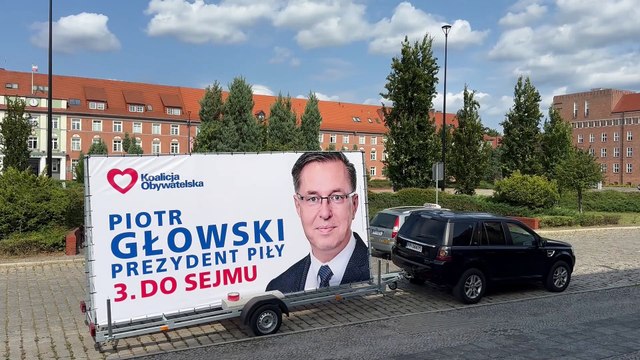 Piotr Głowski rozpoczyna kampanię