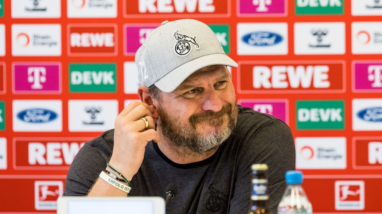 Baumgart witzelt: 'Wir rechnen jedes Jahr mit der Meisterschaft'