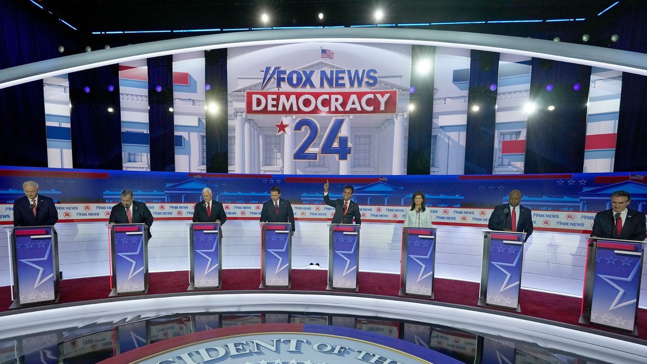 Primer debate de candidatos republicanos tuvo a Trump como protagonista pese a su inasistencia