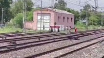 कोटा: ट्रेन की चपेट में आने से सफाईकर्मी की दर्दनाक मौत, शव के हुए टुकड़े-टुकड़े