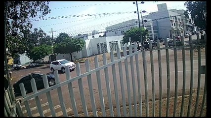 Vídeo mostra momento em que Tracker capota após colisão com Virtus