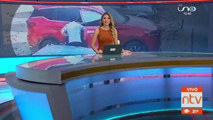 Roban Bs. 15 mil de un vehículo estacionado en la zona de Los Lotes
