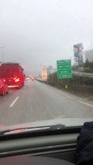 BR-101 na Grande Florianópolis tem trânsito paralisado por temporal de granizo