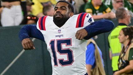RB Ezekiel Elliott Thriving with Patriots