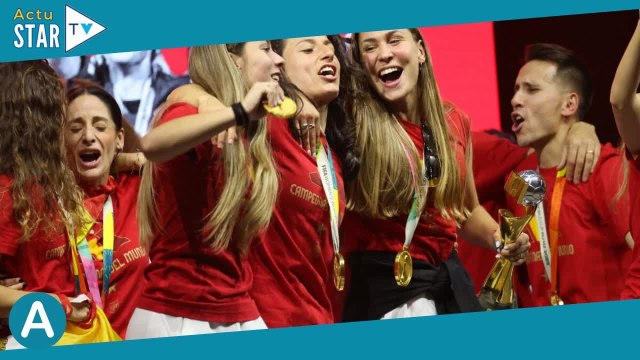 PHOTOS Coupe du monde féminine Malgré les scandales en rafale, les Espagnoles s'éclatent à Ibiza s