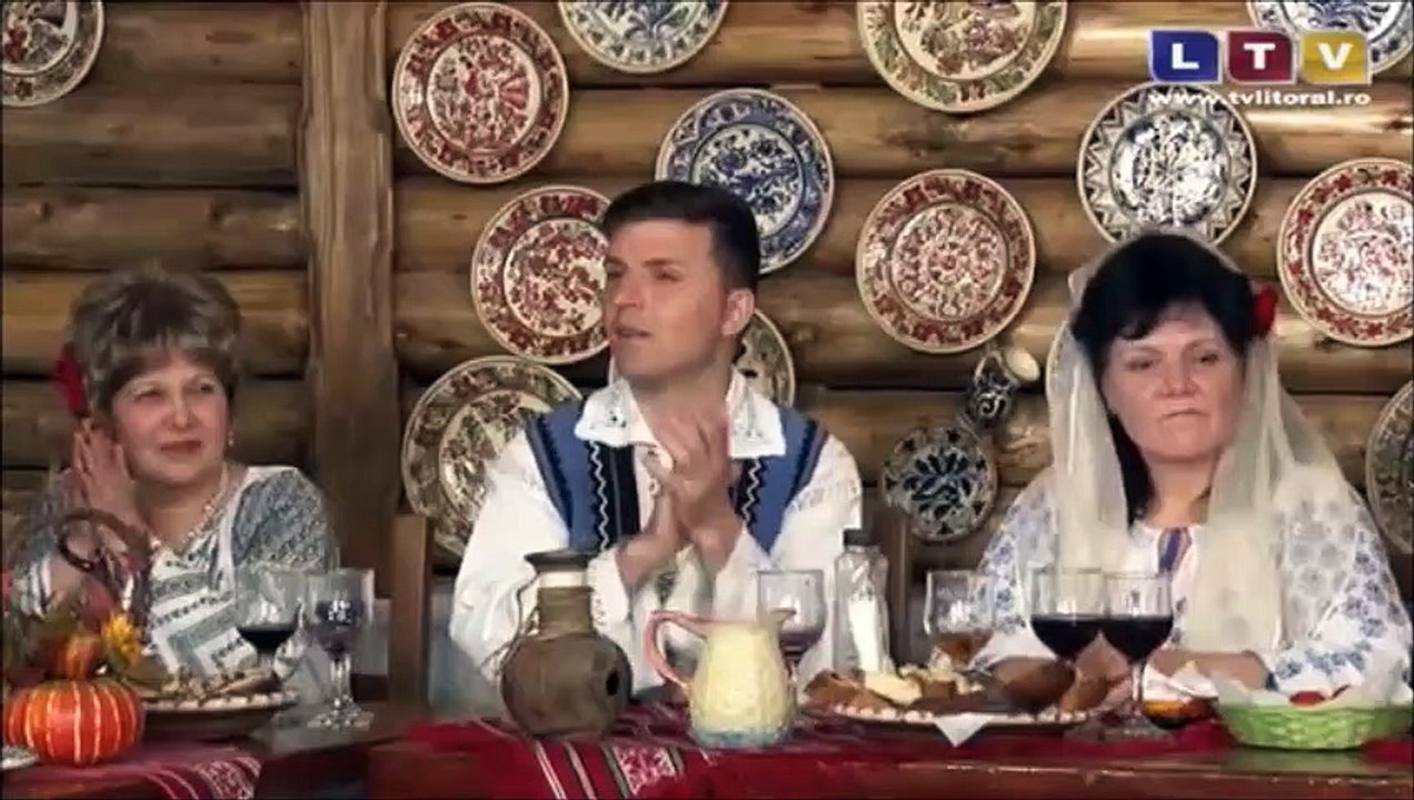 Emilia Marinus - Pleca cucul de pe-aici, Doru-i floare din gradina & Drag mi-e jocul geampara (Din dragoste pentru folclor - Litoral TV - 21.05.2014).