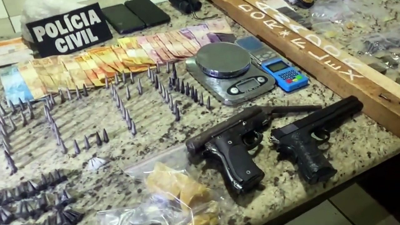 Polícia Civil apreende drogas e prende traficante em Apucarana