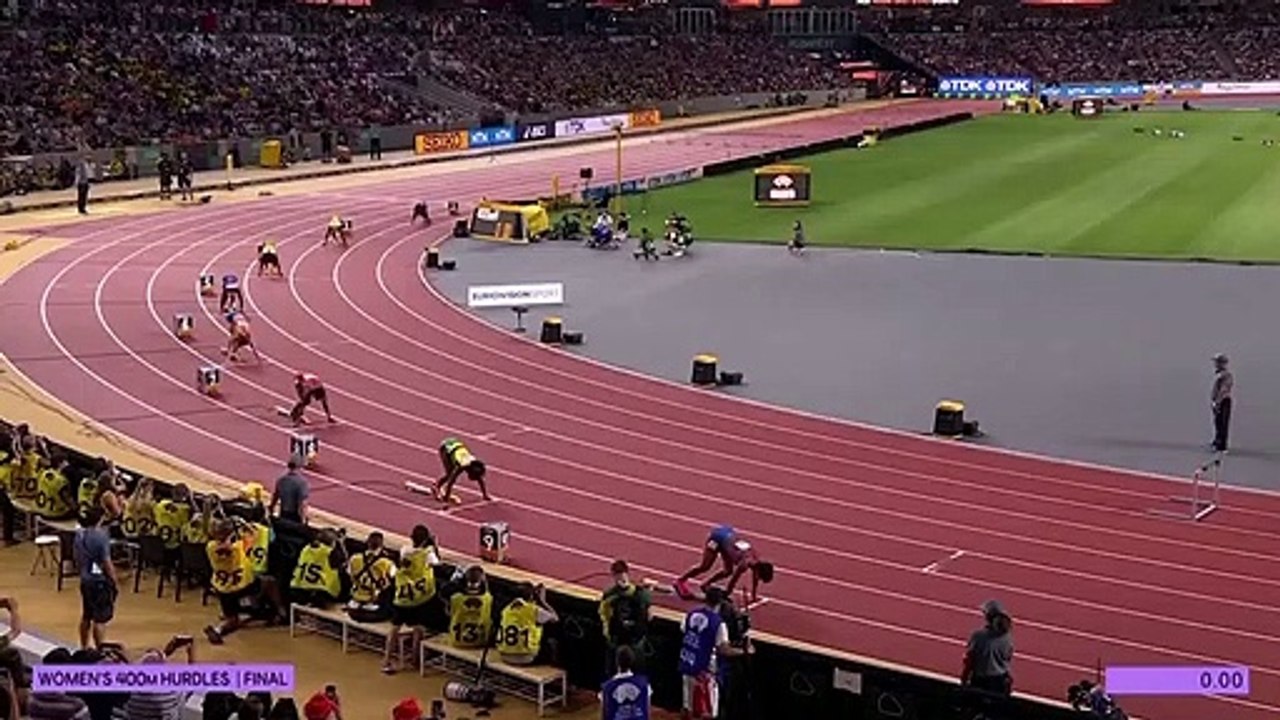 Bol puts 4x400m agony behind her by capturing 400m hurdles gold