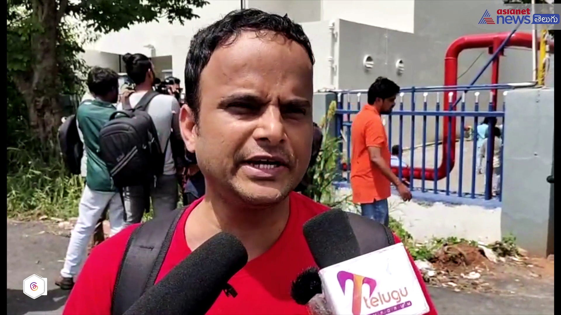 గాండీవధారి అర్జున పబ్లిక్ టాక్ : 'సినిమాలో ఏమీ లేదు... పెళ్ళికి ముందే వరుణ్ తేజ్ షెడ్ కి వెళ్తాడు..!