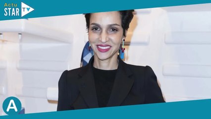Farida Khelfa très sensuelle en maillot sur la plage  l'amie de Carla Bruni littéralement sublime à