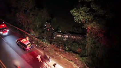 Motorista morre após carreta tanque cair em ribanceira na BR-277 em Cantagalo