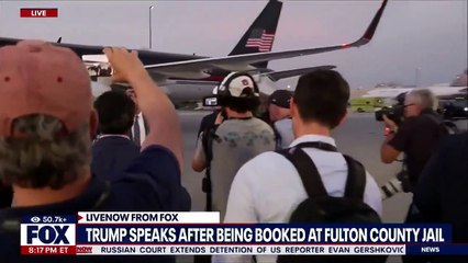 USA - Après sa libération contre une caution de 200.000 dollars, Donald Trump a pris la parole : "C'est un simulacre de justice ! Une ingérence électorale de la part de l'Etat de Géorgie"