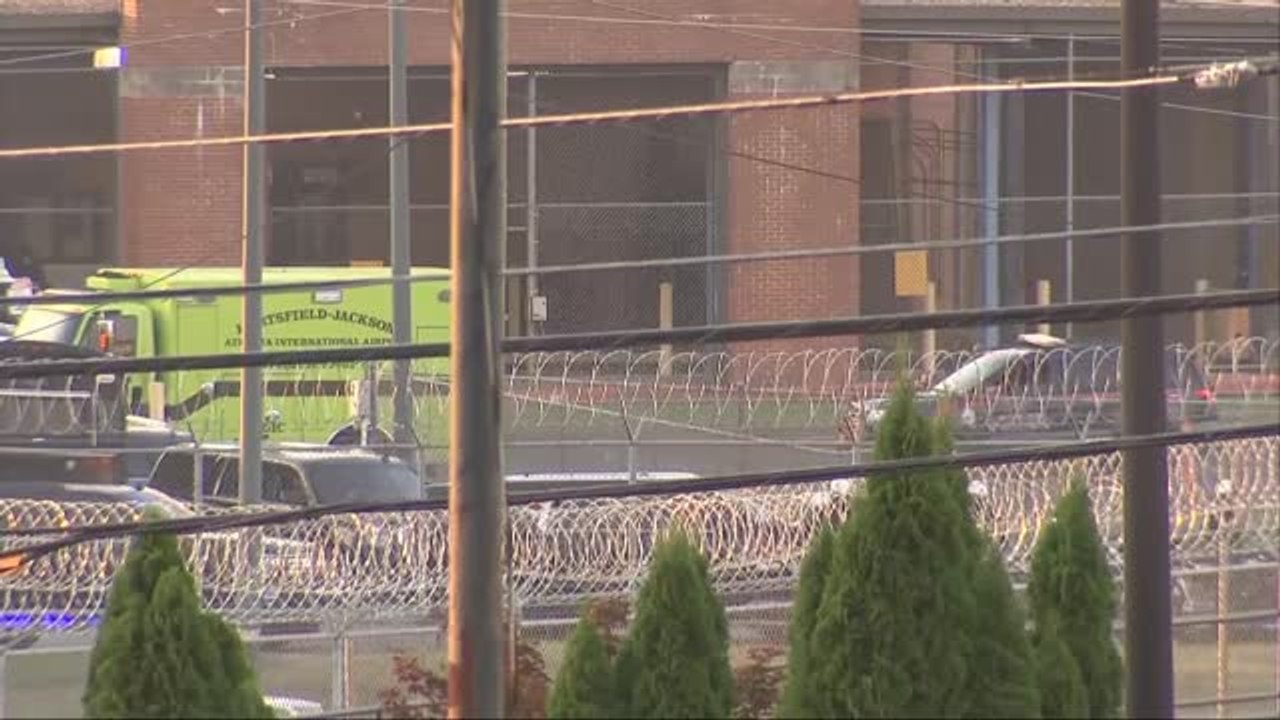 Trump queda en libertad bajo fianza tras su paso por la cárcel de Fulton