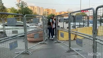 KÜÇÜKÇEKMECE'de Boşanma Aşamasındaki Eşi Başından Vurarak Kaçan İmdat P. Yakalandı