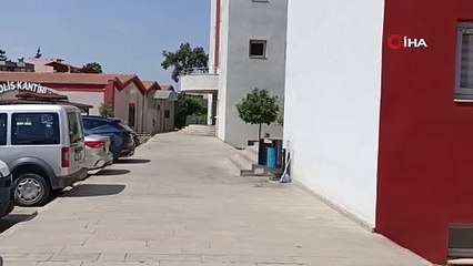 Annesine döven babasını öldüren genç tutuklandı