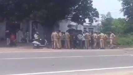 आगरा: अमूल के टेंकर ने सवारी से भरे टेंपो में मारी टक्कर, दो की मौत चार गंभीर घायल