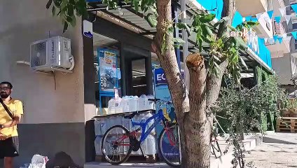 Les câbles Internet ont été coupés lors de la rénovation du marché national, la victime était impuissante