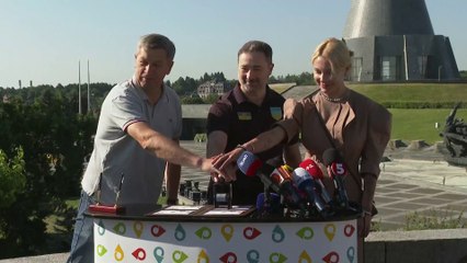 أوكرانيا تحتفل بالذكرى 32 لاستقلالها بعد تفكك الاتحاد السوفياتي