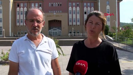 Karne almak için evden çıkıp geri dönmeyen öğrenci, öğretmeniyle evlenmiş