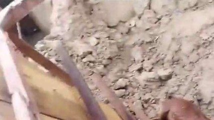 हरदोई: बरसात में अचानक ढहा कच्चे मकान की दीवार, दो परिवार के चार लोग हुए घायल