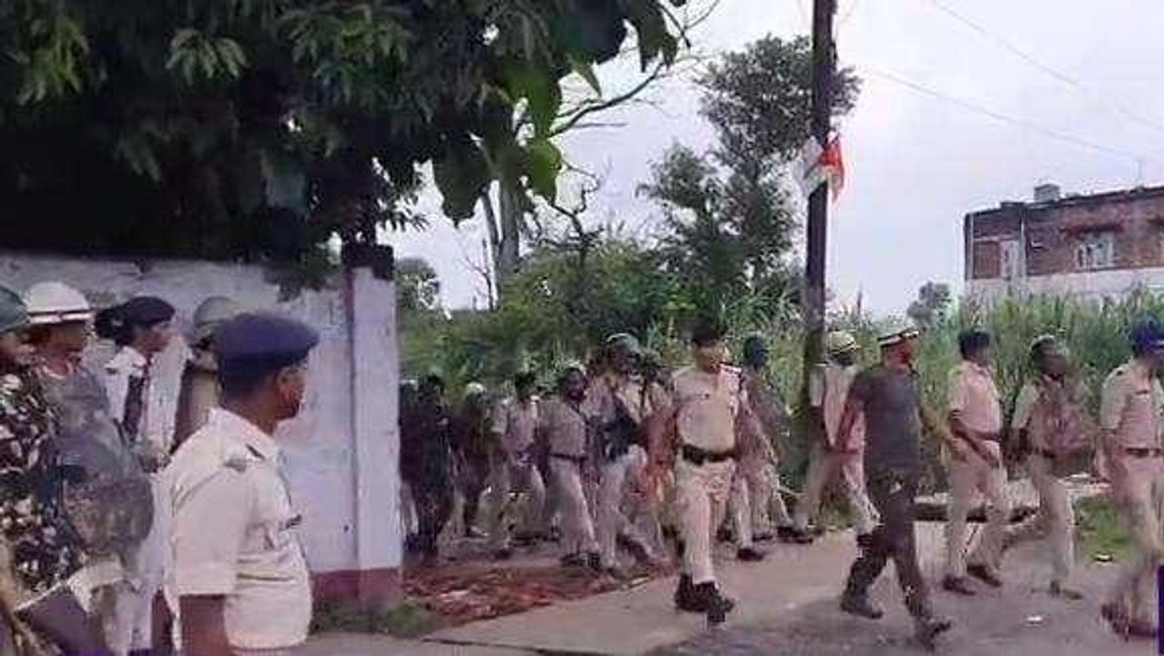 पश्चिमी चंपारण: महावीरी जुलूस उपद्रव में 2072 ल...
