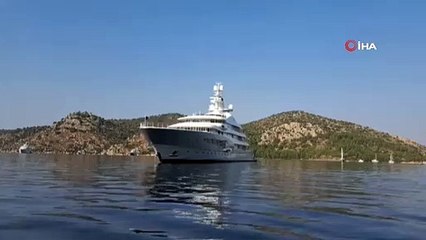 Les yachts des milliardaires continuent de mouiller dans la baie de Marmaris