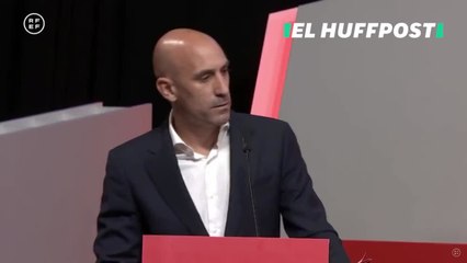 Luis Rubiales menciona a varios dirigentes  políticos y dice que ejercerá acciones legales