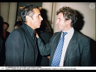 "Tu es vraiment..." : Ce SMS que Gérard Leclerc a envoyé à son frère Julien Clerc à la naissance d