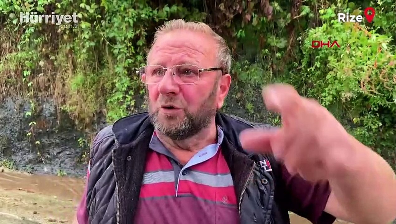 Rize’de heyelan... Evler boşaltıldı, yol çöktü