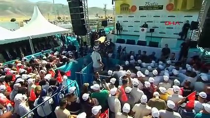 Erdoğan'dan muhalefete ''ölmüş at'' benzetmesi