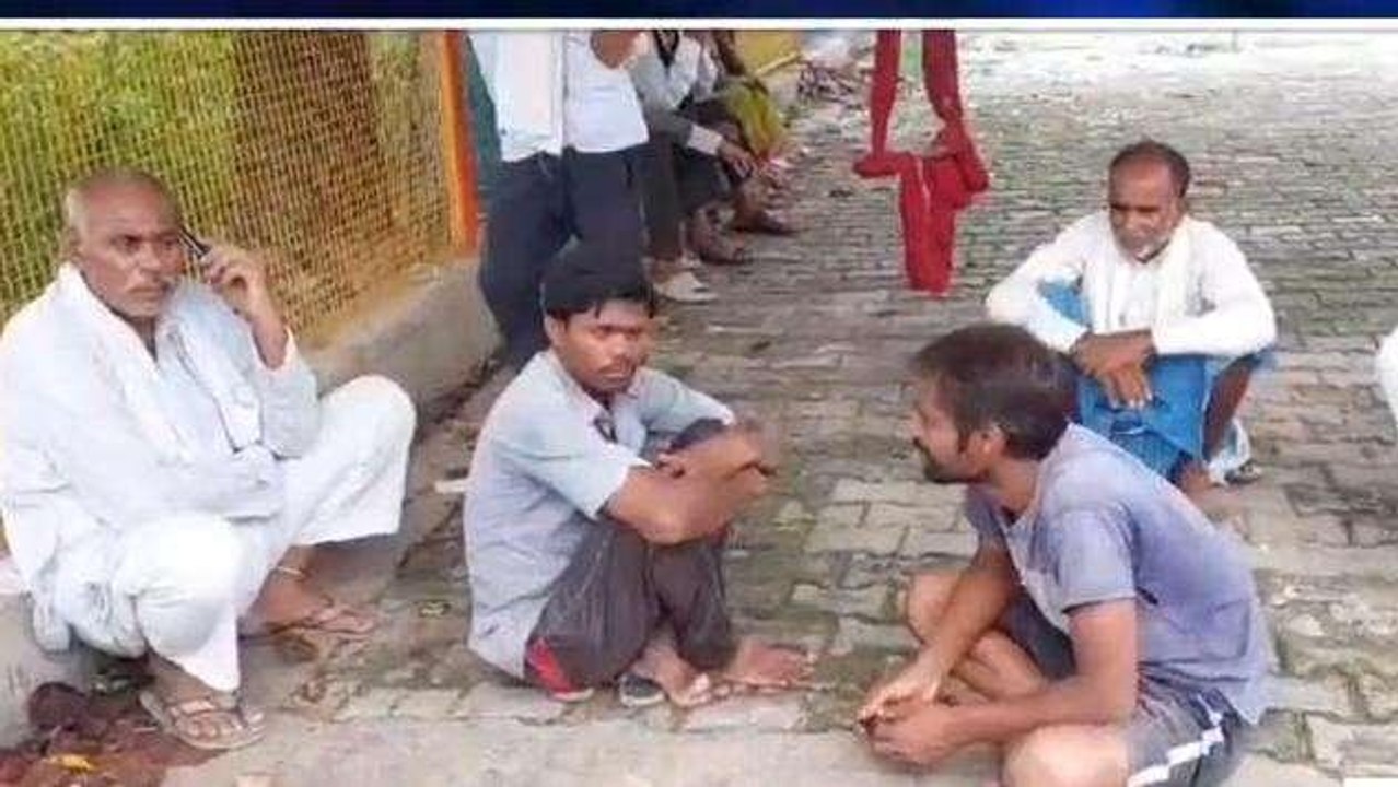 महोबा: काल के गाल में समा गया किसान,मौत देख परिजनों में छाया मातम