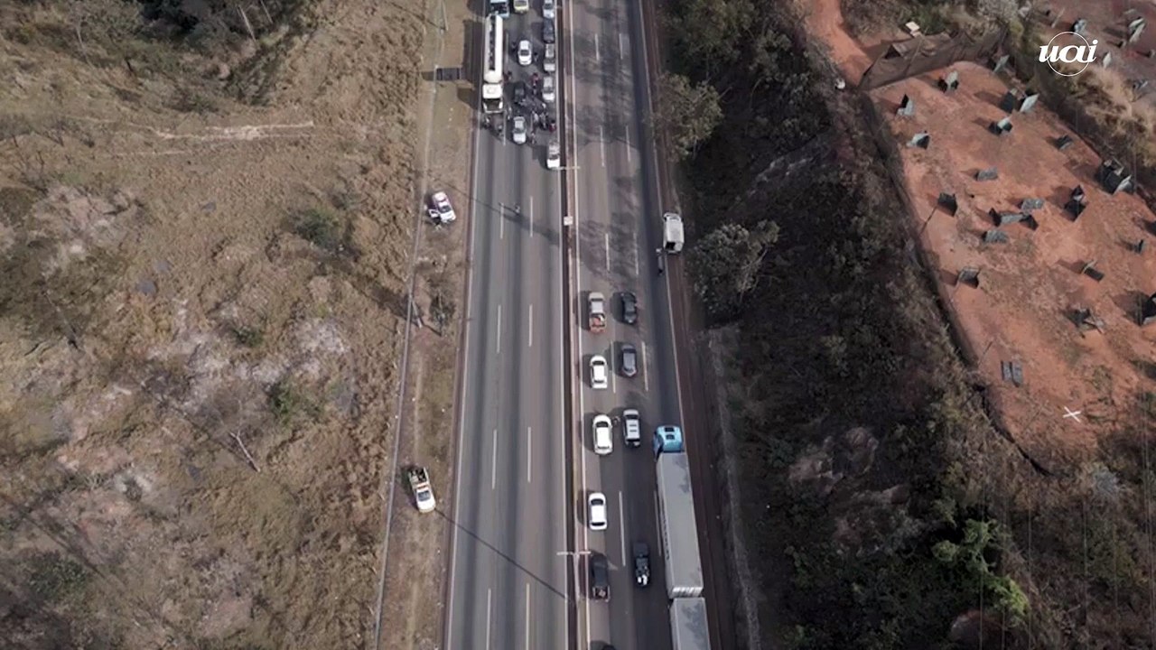 Homicído fecha pista do Anel Rodoviário, em BH