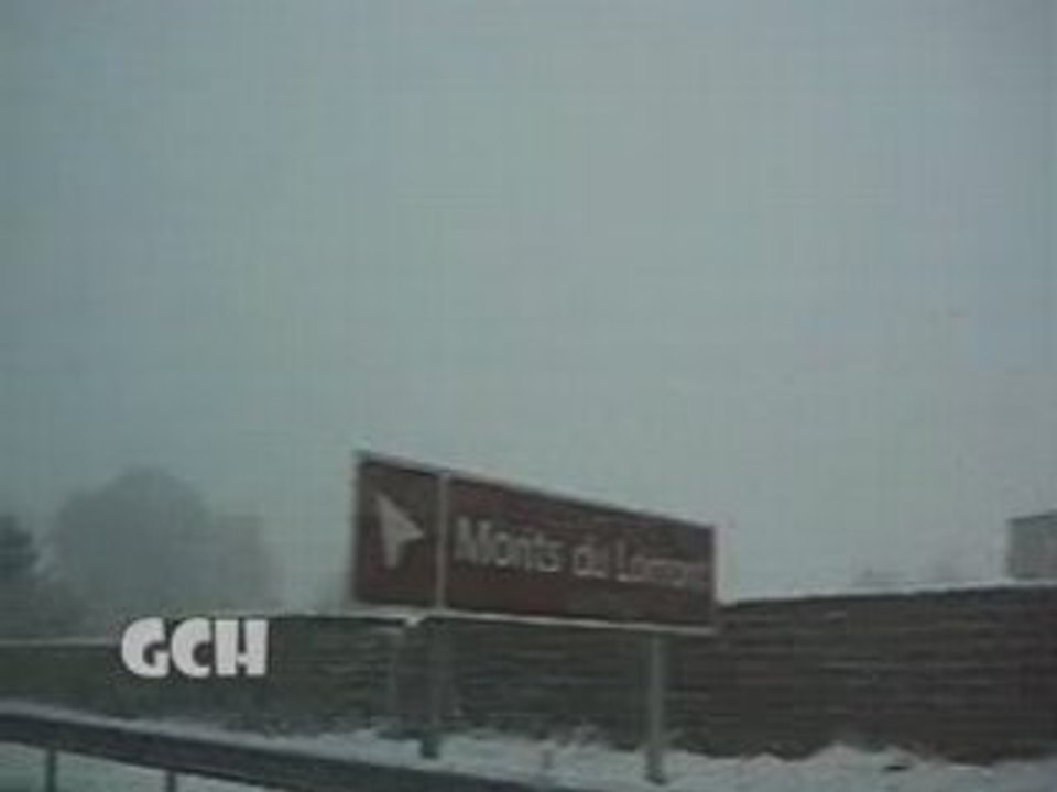 GIORGIO SUR L'AUTOROUTE A31 SOUS LA NEIGE DE MARS 2008