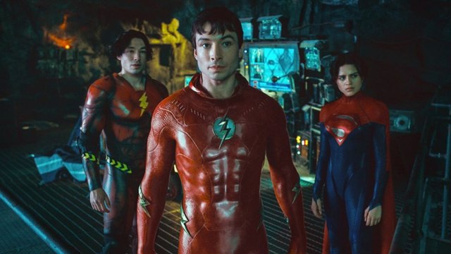 C'est un des plus gros bides que j'ai vu , ce film de super-héros ne rapporte que 300 millions de dollars alors qu'il visait le milliard...