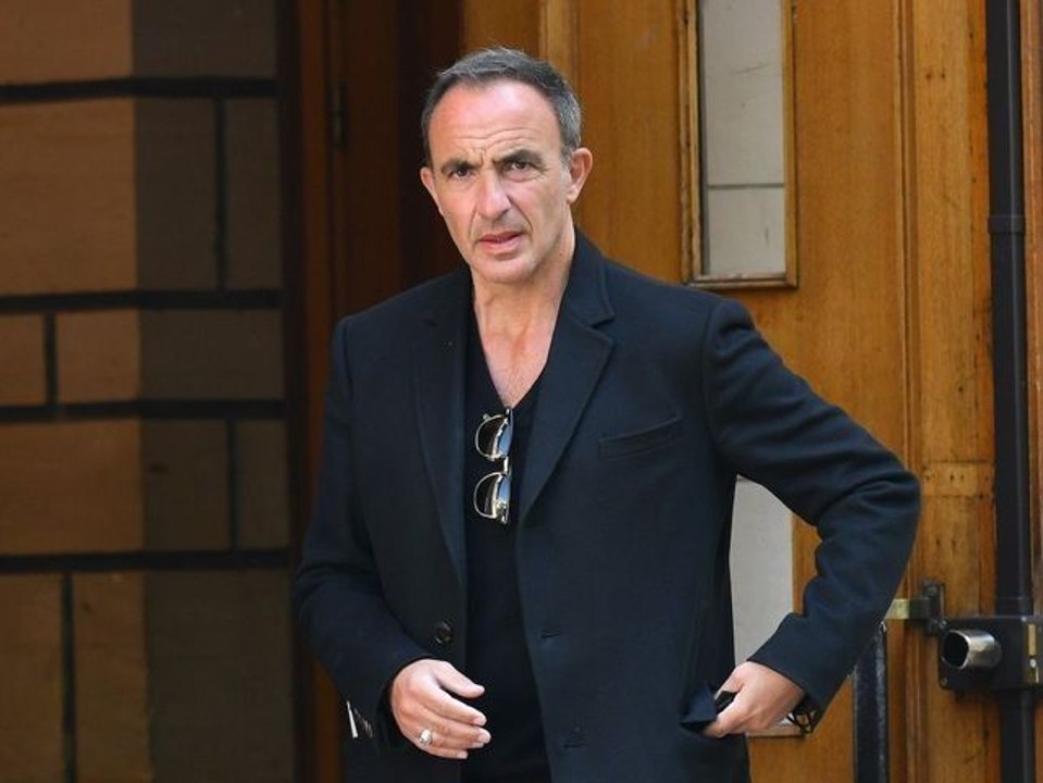 Nikos Aliagas quitte "50 Minutes Inside" : l'animateur a droit à d'étranges messages d'adieux