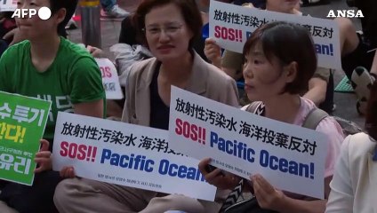 Fukushima, l'acqua contaminata in mare: ira di pescatori, attivisti e Pechino