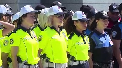 Kağıthane'de uyuşturucu operasyonunda şehit olan polis memuru son yolculuğuna uğurlandı