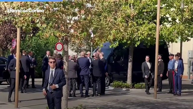 Bagno di folla per Mattarella ad Argenta: il video