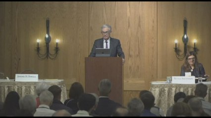 Powell (Fed): "Inflazione ancora alta, praprati ad alzare tassi"