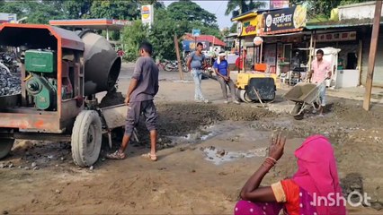 पुराने बस स्टैंड के सामने की सडक़ निर्माण शुरू