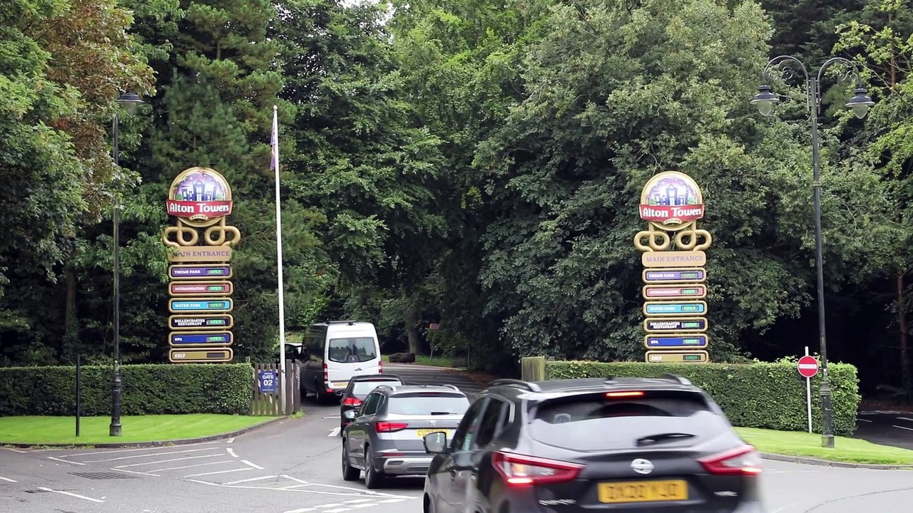 Alton Towers Why residents living next to the huge theme park ‘love