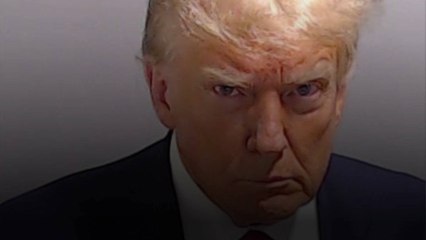 Donald Trump utilise son mug shot pour de la publicité