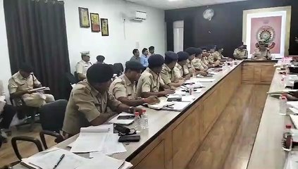 Dr. Anand Chhabra suddenly arrived in Santosh Singh's crime meeting